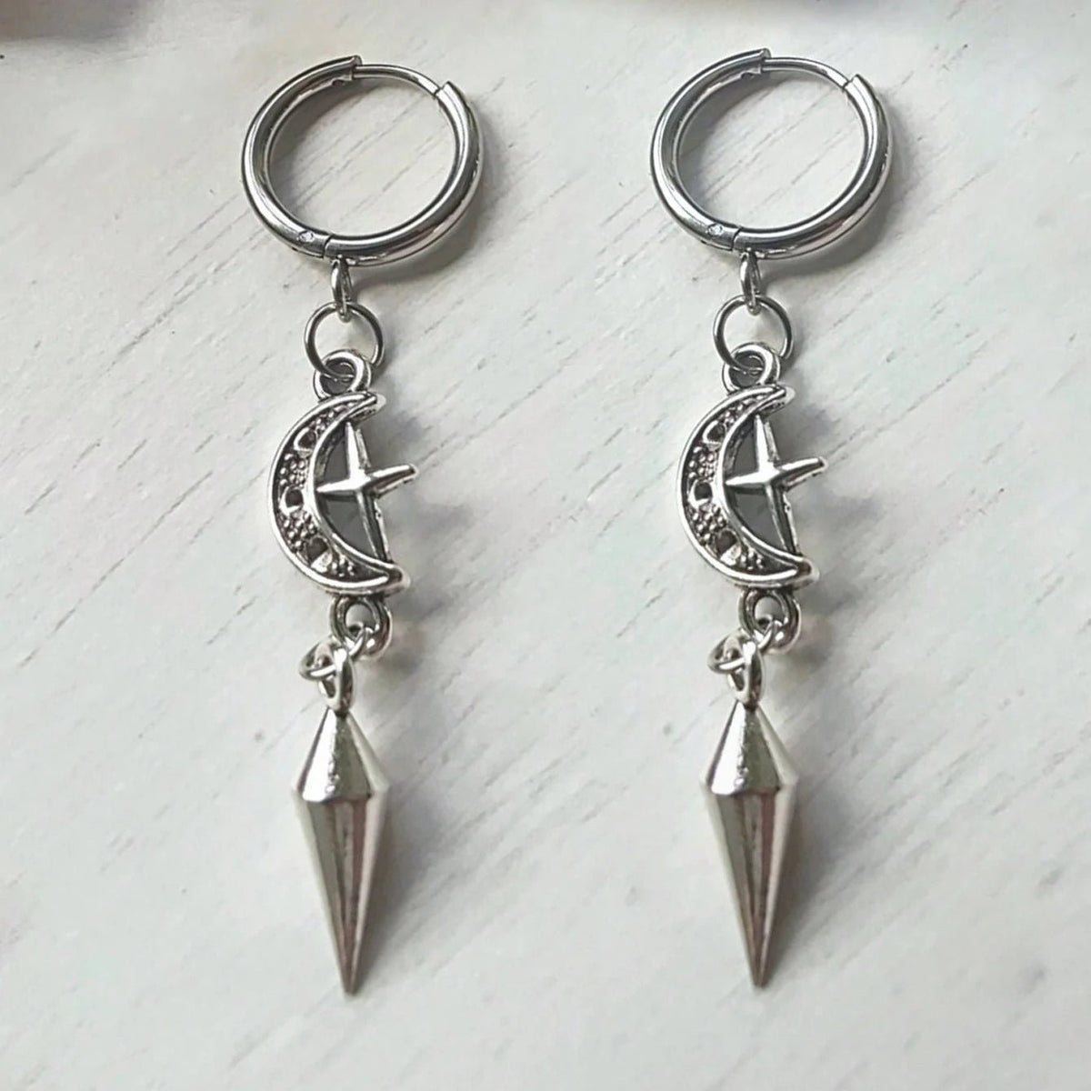 1 Pair of Punk Rock Stainless Steel Pointed Star and Moon Earrings, Suitable for Women to Wear Gothic Jewelry Accessories on a D - LeeHT