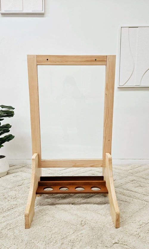 QToys Australia (USA) Toddler Perspex Easel - LeeHT